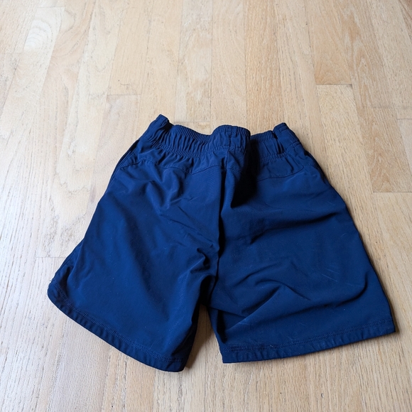 RHONE Swim Trunks boys size 6/7 - Picture 3 of 5